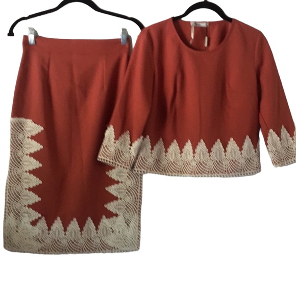 ‼️Arizona Lace Trim Split Hem Top with Mini Skirt‼️ - Picture 2 of 12